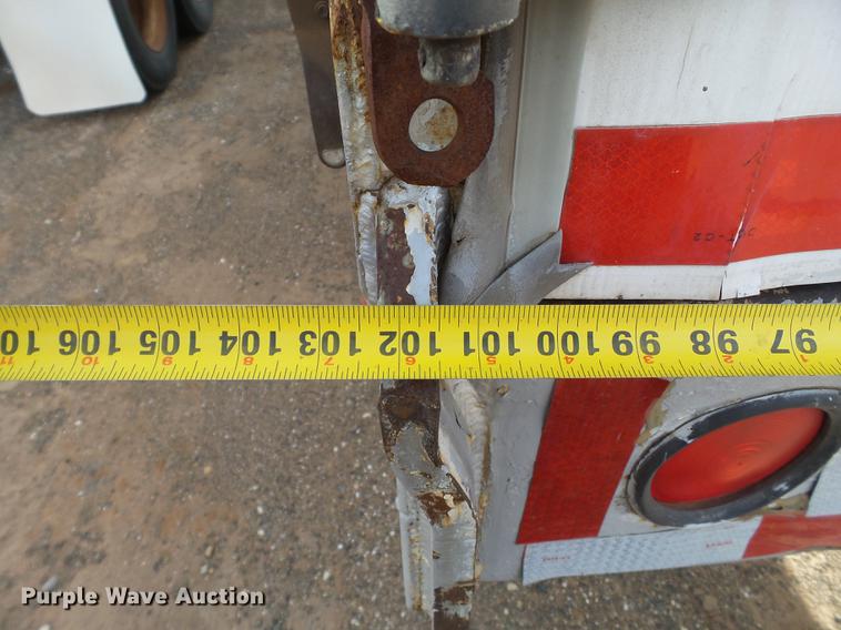 image for item BJ9790 1997 Wilkins 0K2LA22PC0SD walking floor trailer