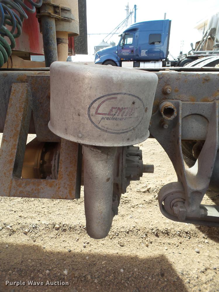 image for item BJ9791 2004 International 9400i semi truck