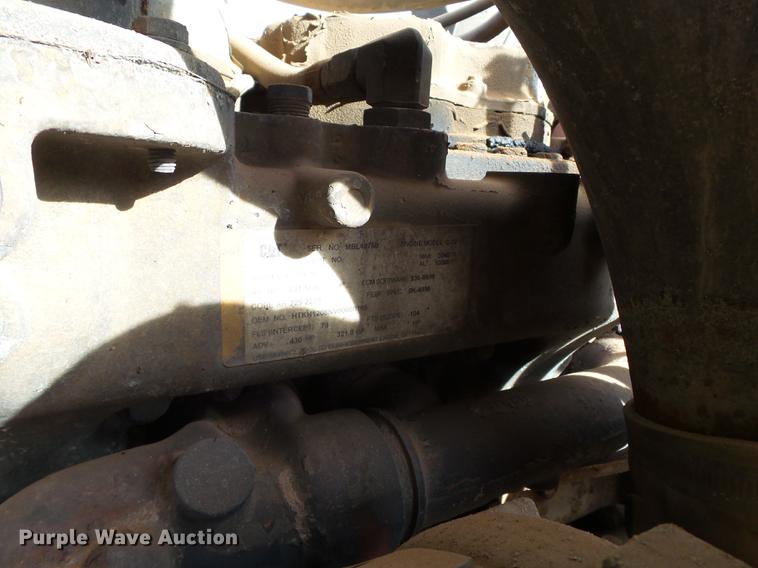 image for item BJ9791 2004 International 9400i semi truck