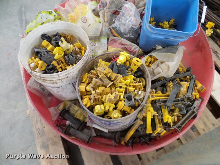 image for item BU9618 Fencing supplies