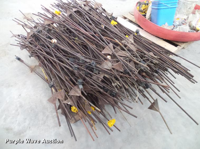 image for item BU9618 Fencing supplies