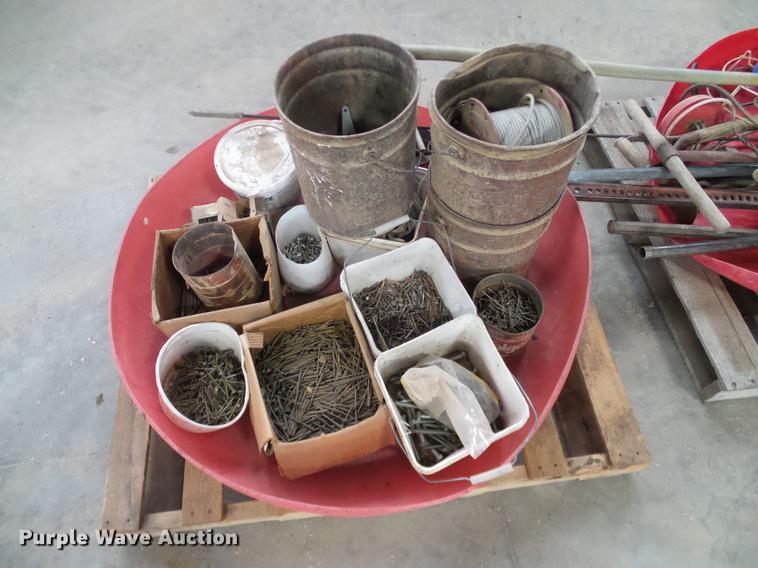 image for item BU9618 Fencing supplies