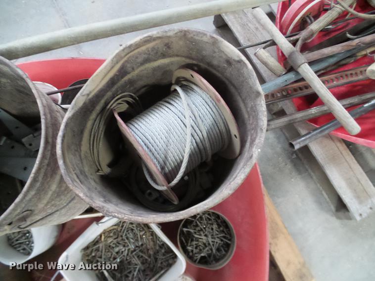 image for item BU9618 Fencing supplies