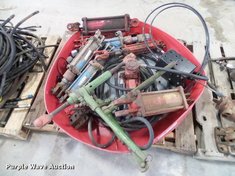 image for item BU9621 Tools