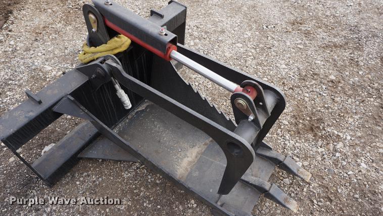 image for item DB0355 Skid steer stump grapple bucket