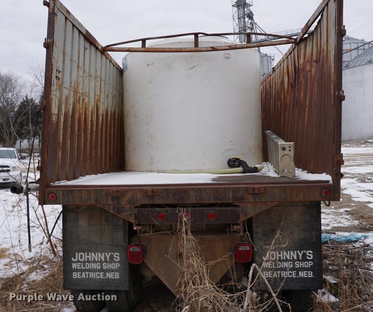 image for item DB0382 1978 International Transtar II grain truck