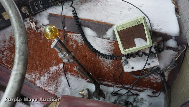 image for item DB0382 1978 International Transtar II grain truck