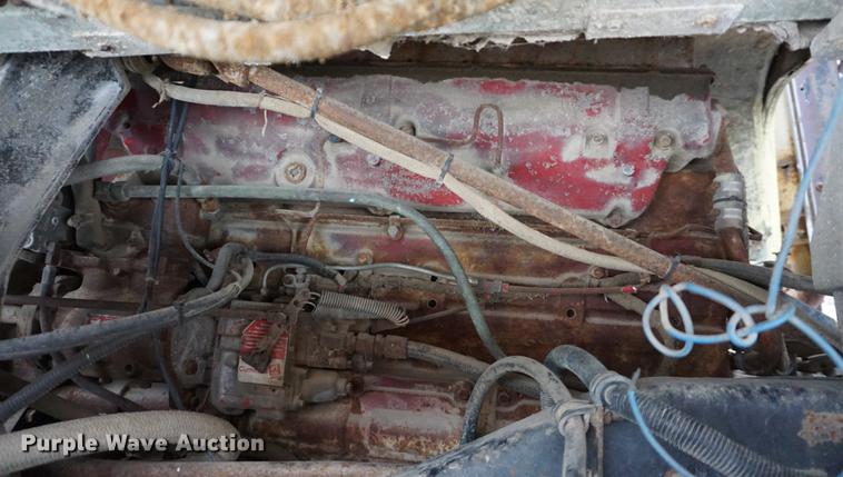 image for item DB0382 1978 International Transtar II grain truck