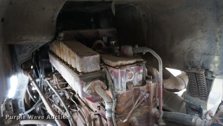 image for item DB0382 1978 International Transtar II grain truck