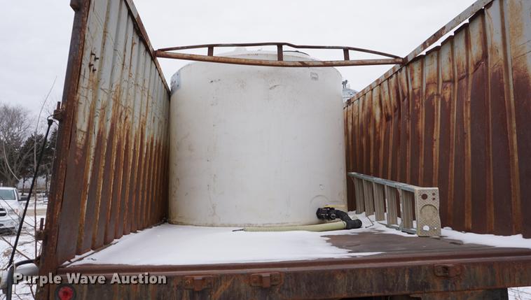 image for item DB0382 1978 International Transtar II grain truck