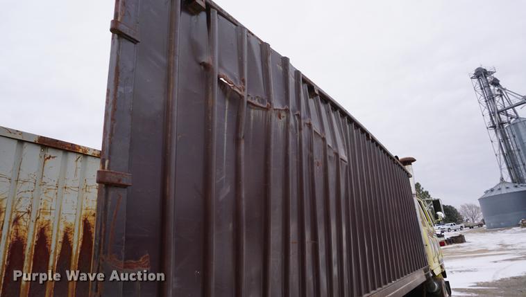 image for item DB0382 1978 International Transtar II grain truck