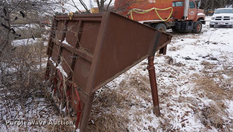 image for item DB0382 1978 International Transtar II grain truck