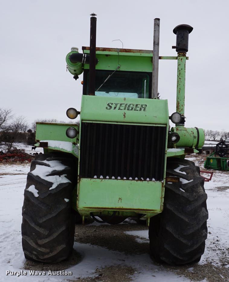 image for item DB0388 1972 Steiger Super Wildcat 4WD tractor