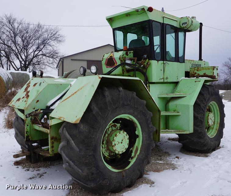 image for item DB0388 1972 Steiger Super Wildcat 4WD tractor