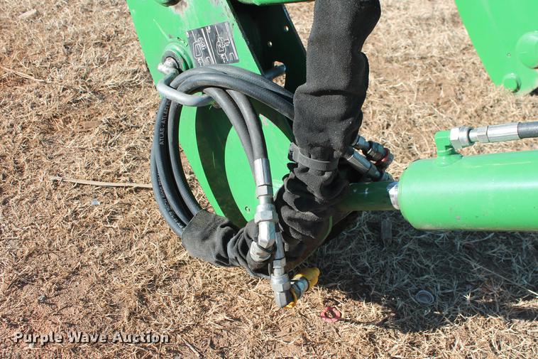 image for item DB5113 John Deere H260 loader