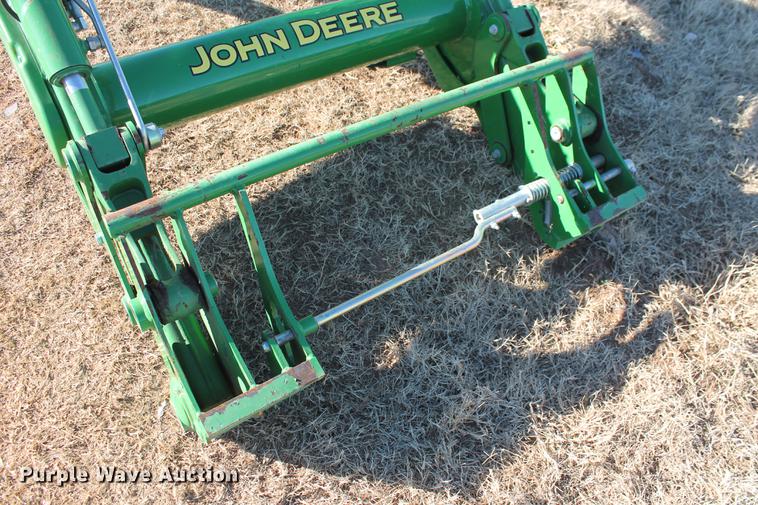 image for item DB5113 John Deere H260 loader