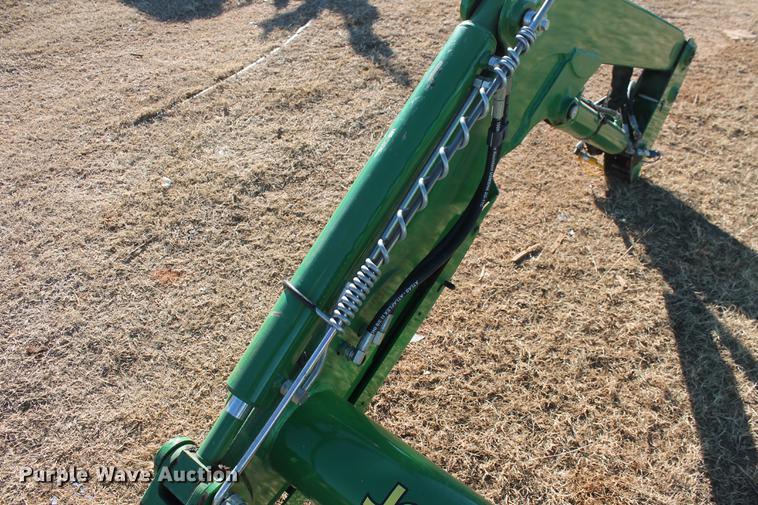 image for item DB5113 John Deere H260 loader