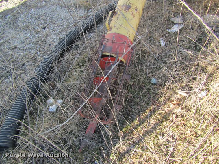 image for item DB9756 Westfield 80-31 grain auger