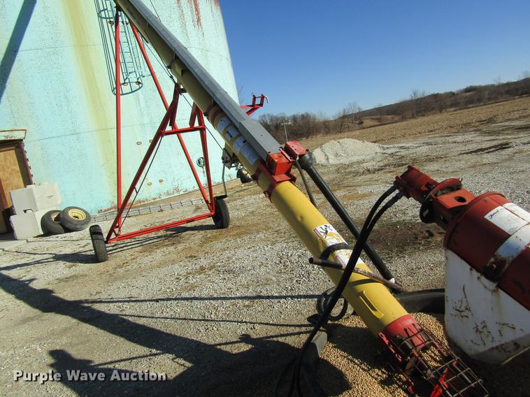 image for item DB9757 Westfield 80-46 grain auger