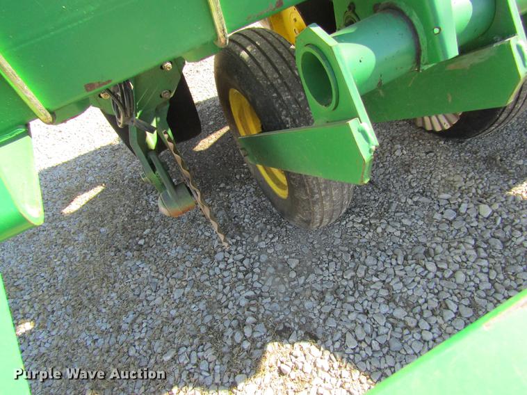 image for item DB9762 John Deere 7200 planter
