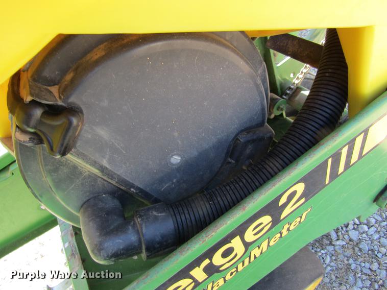 image for item DB9762 John Deere 7200 planter