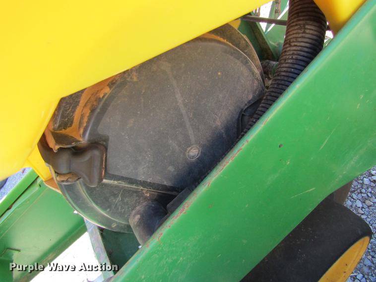 image for item DB9762 John Deere 7200 planter