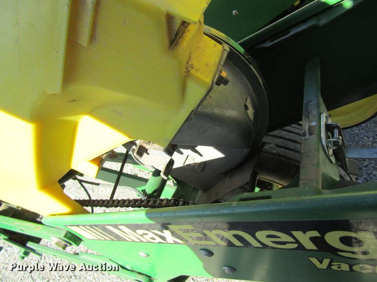 image for item DB9762 John Deere 7200 planter