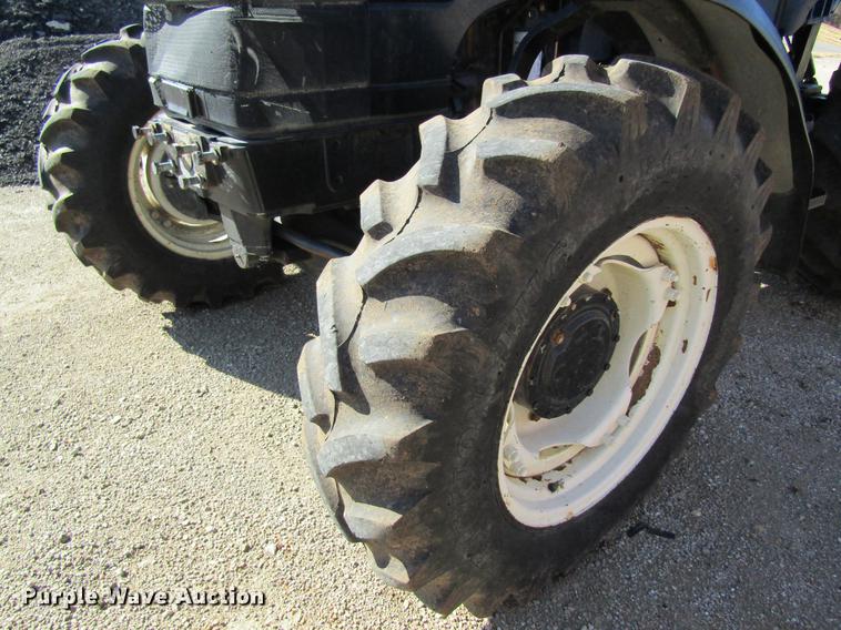 image for item DB9798 New Holland TS110 MFWD tractor