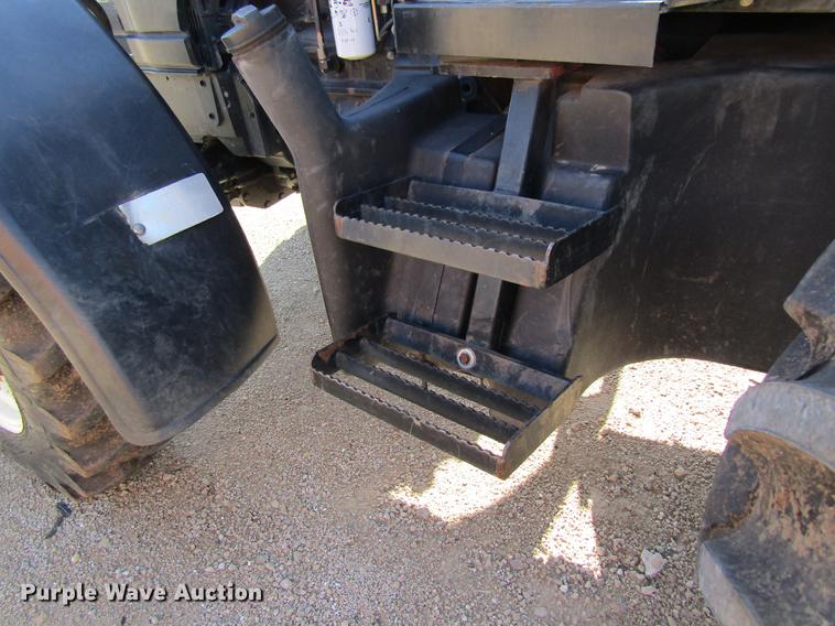 image for item DB9798 New Holland TS110 MFWD tractor