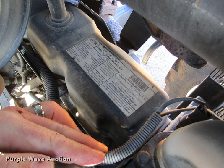 image for item DB9798 New Holland TS110 MFWD tractor