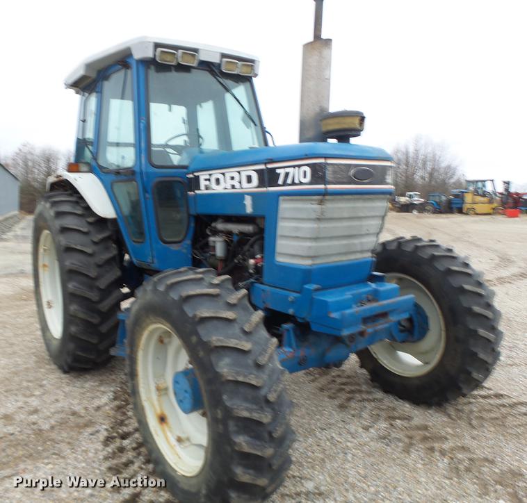 image for item DB9802 Ford 7710 MFWD tractor
