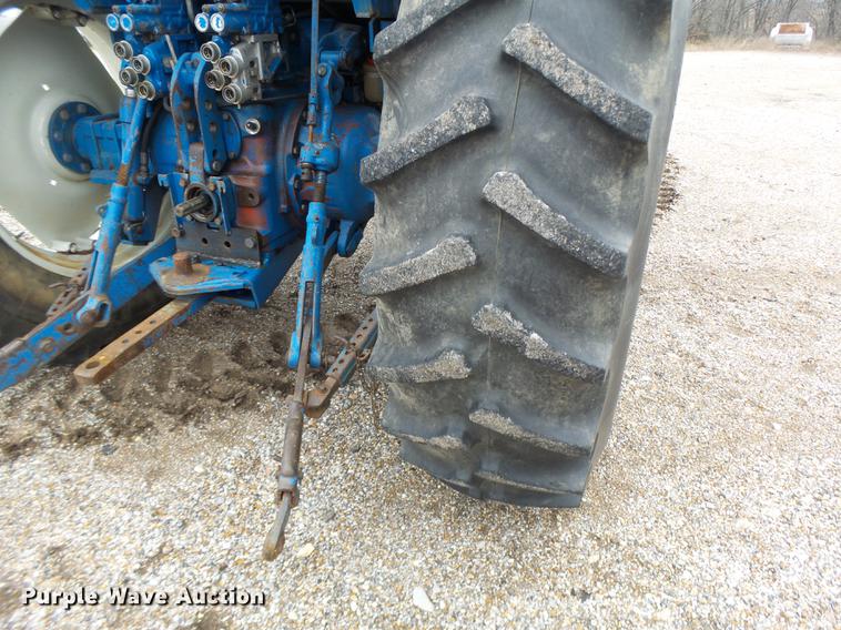 image for item DB9802 Ford 7710 MFWD tractor