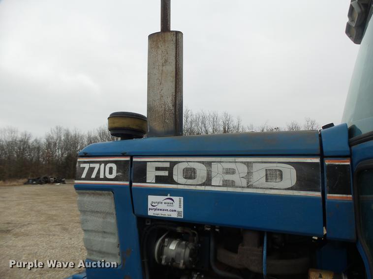 image for item DB9802 Ford 7710 MFWD tractor