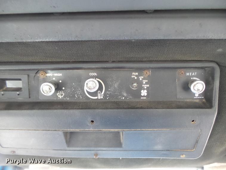 image for item DB9802 Ford 7710 MFWD tractor