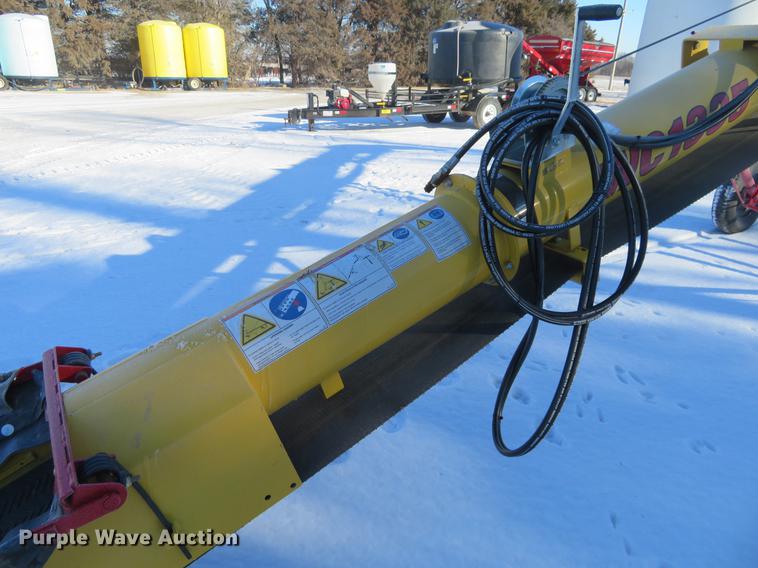 image for item DC0852 2017 Westfield WC1335 grain conveyor