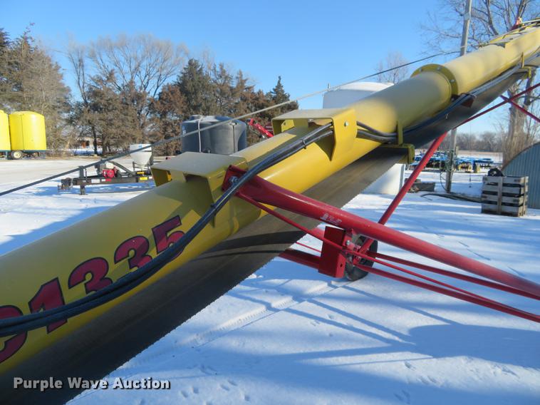 image for item DC0852 2017 Westfield WC1335 grain conveyor