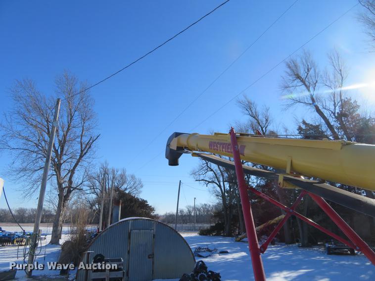 image for item DC0852 2017 Westfield WC1335 grain conveyor