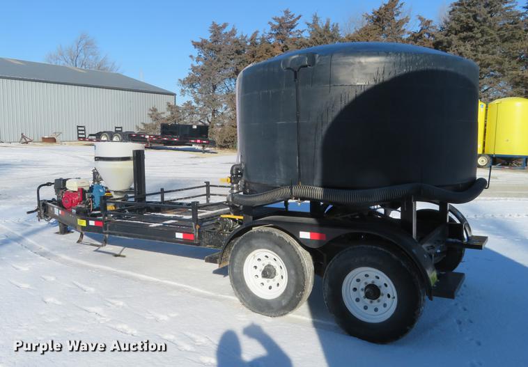 image for item DC0853 2016 nurse tank trailer