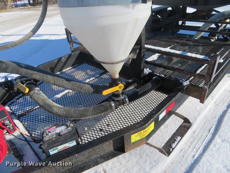 image for item DC0853 2016 nurse tank trailer