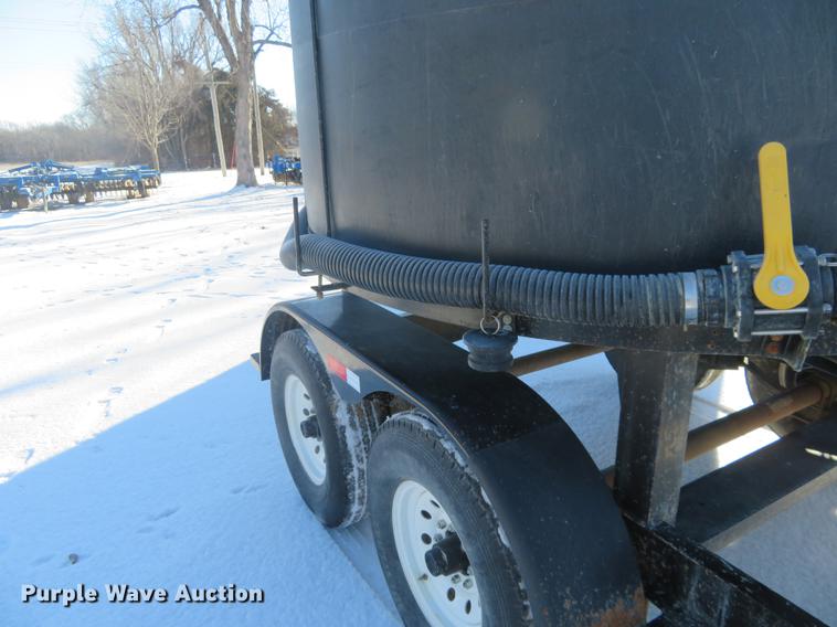 image for item DC0853 2016 nurse tank trailer