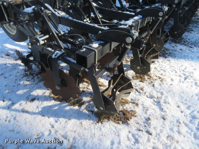 image for item DC0854 2014 Remlinger strip-till