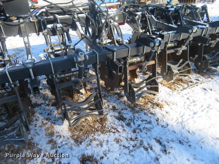 image for item DC0854 2014 Remlinger strip-till