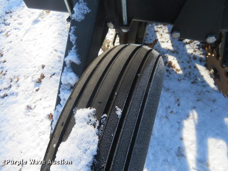 image for item DC0854 2014 Remlinger strip-till