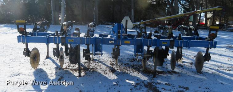 image for item DC0855 2016 Landoll 2511 in-line ripper