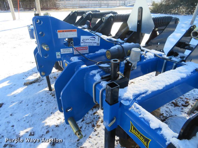 image for item DC0855 2016 Landoll 2511 in-line ripper