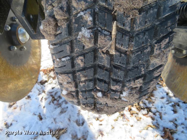 image for item DC0855 2016 Landoll 2511 in-line ripper