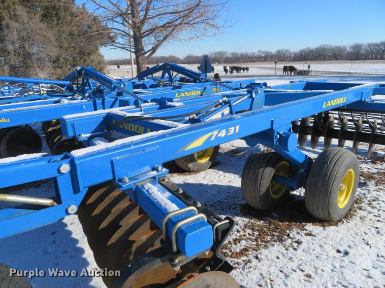 image for item DC0856 Landoll 7431 VT Plus vertical tillage