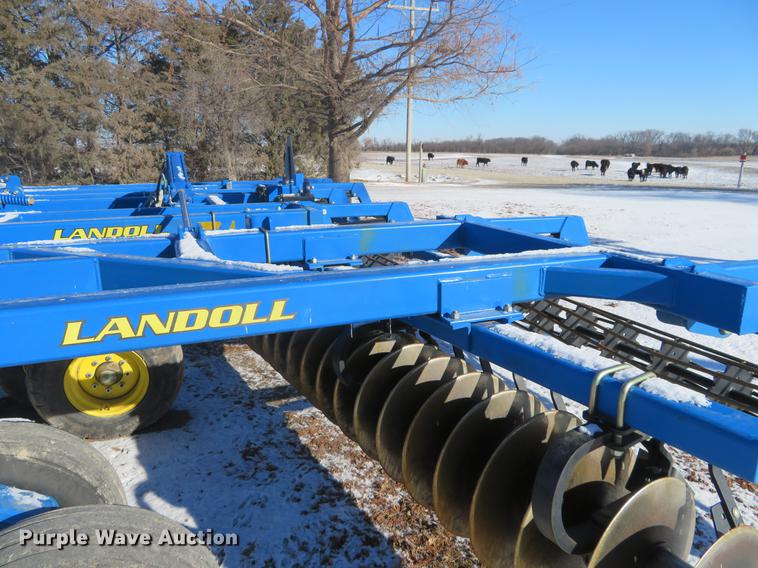 image for item DC0856 Landoll 7431 VT Plus vertical tillage