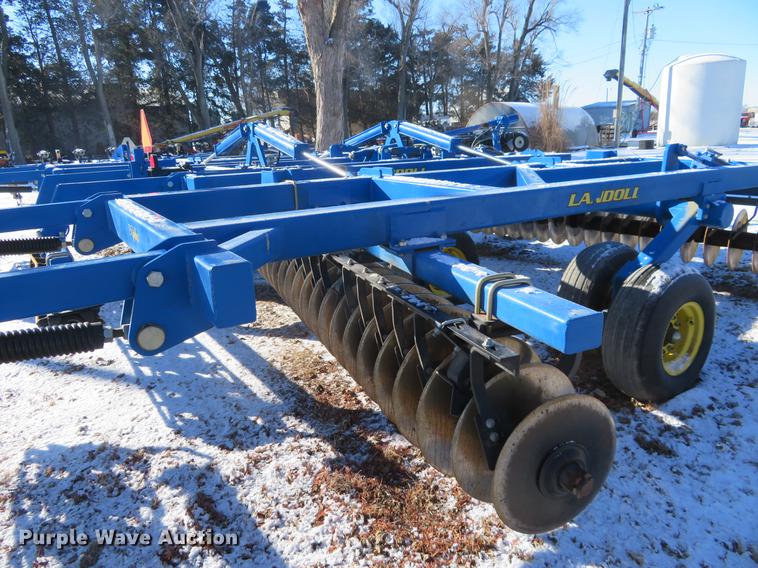 image for item DC0856 Landoll 7431 VT Plus vertical tillage