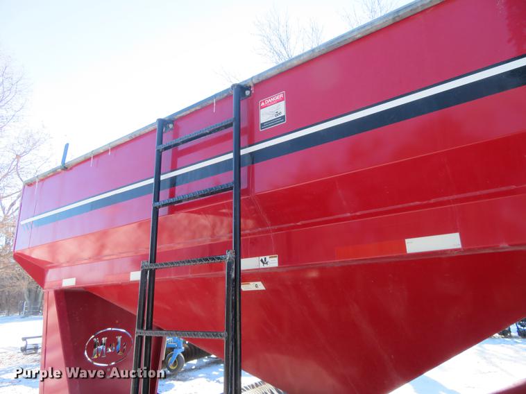 image for item DC0857 2015 J & M Speed Tender 375 tender trailer